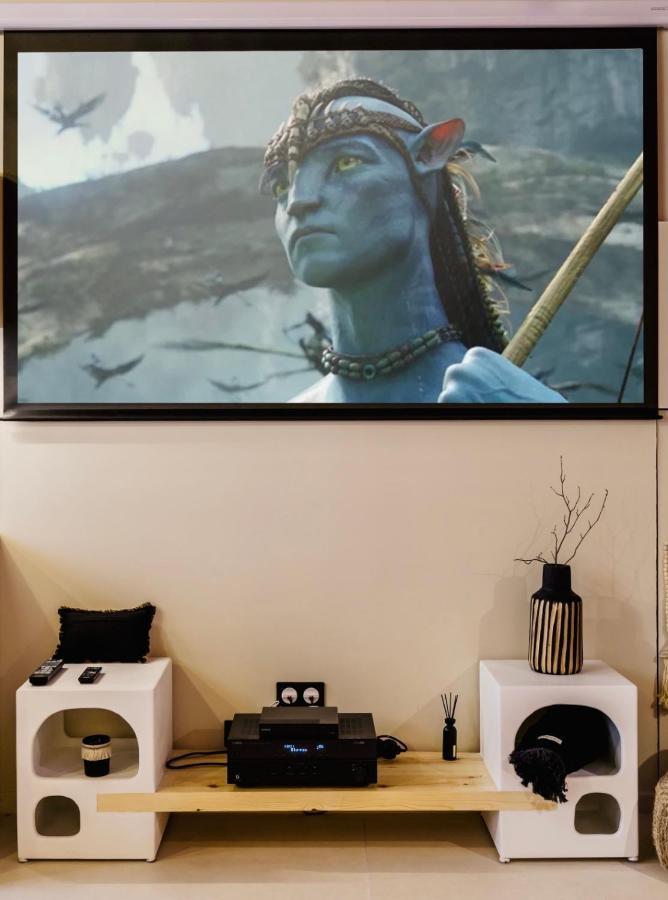 Host Inn Le Lumiere Spa & Cinema 里昂 外观 照片